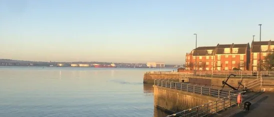 Runcorn — riverside